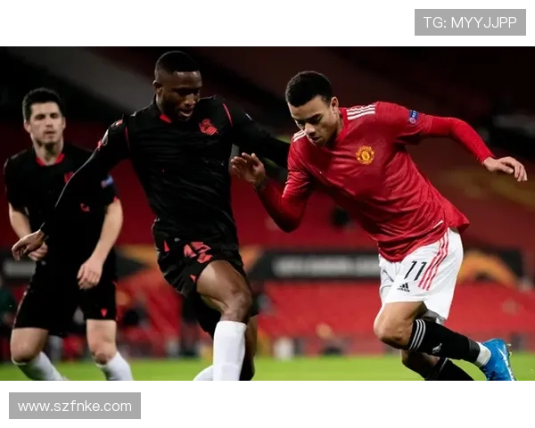 滕哈赫欧冠战术体系解析：近期排兵布阵与攻防策略走势清晰