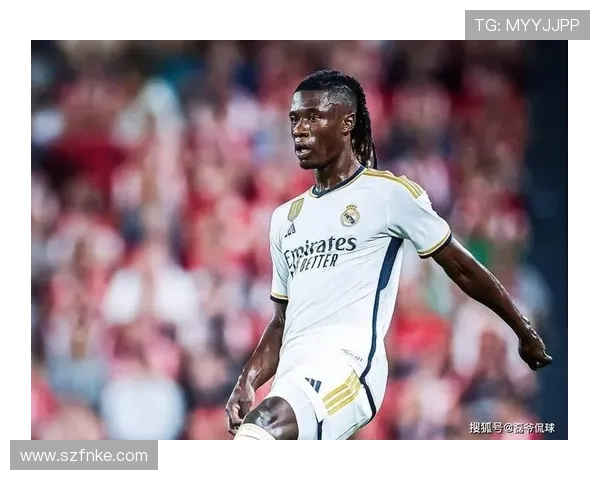 卡马文加：高位逼抢体系中的关键连接点