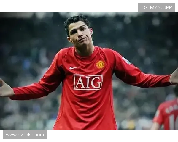 曼联内忧外患:战术混乱与更衣室矛盾动摇豪门根基 曼联内忧外患:战术混乱与更衣室矛盾动摇豪门根基