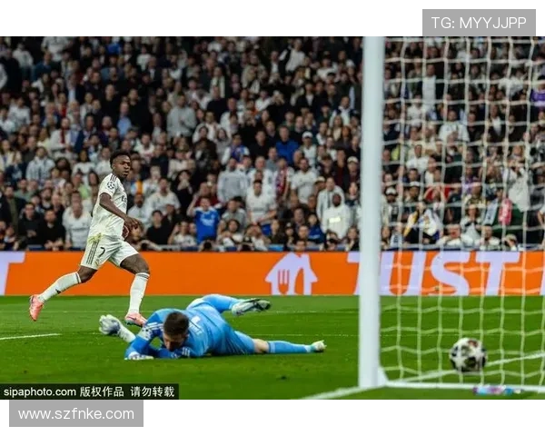 巴尔韦德 vs 克罗斯：中场风格与战术角色差异