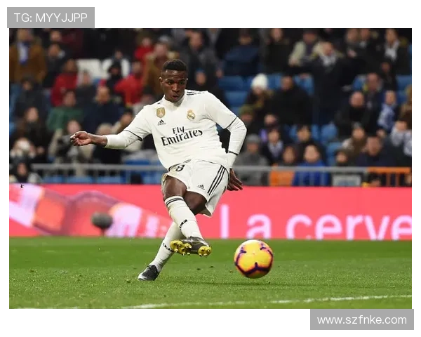 从潜力新星到金球竞争者:维尼修斯的成长轨迹 从潜力新星到金球竞争者:维尼修斯的成长轨迹